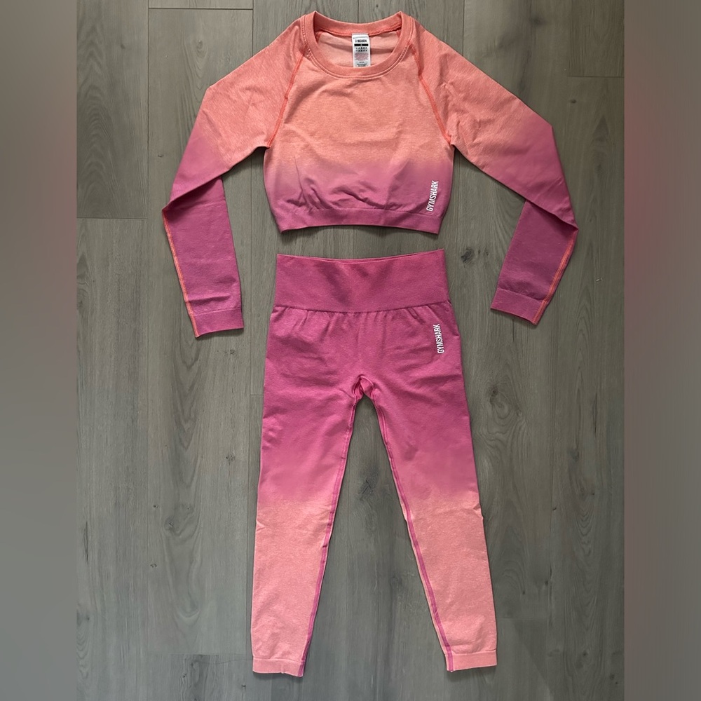 NWOT Gymshark SET Adapt Ombré Seamless - Crop top & Leggings - Medium - Picture 10 of 16